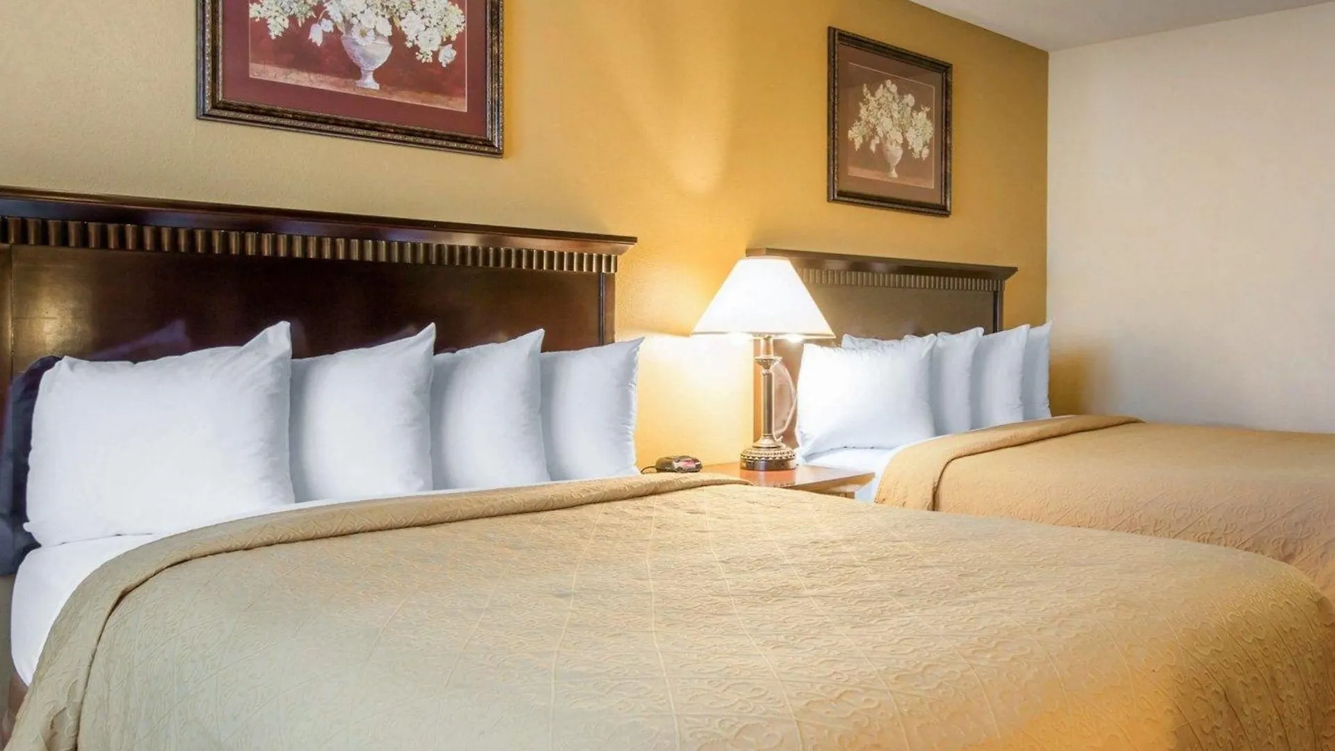 Quality Inn San Bernardino 2*,  United States