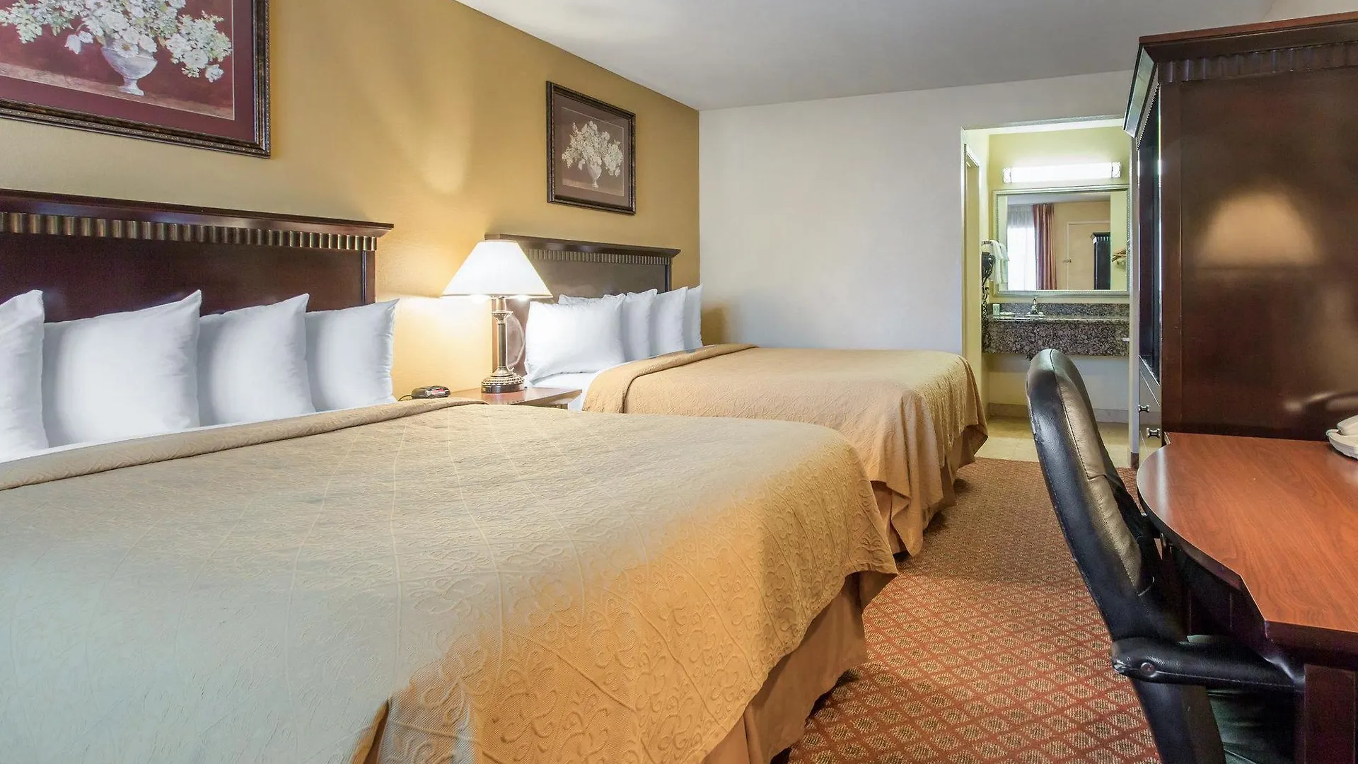 Quality Inn San Bernardino 2*,  United States